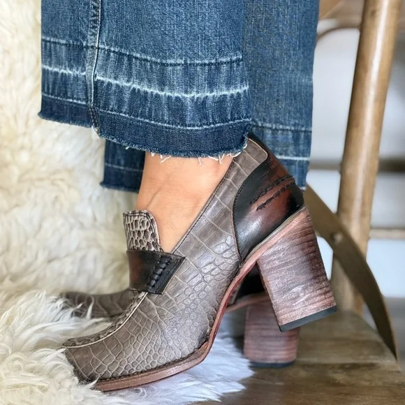 Freebird by Steven Brown Crock  Heeled Shoes Loafers - Picture 2 of 14